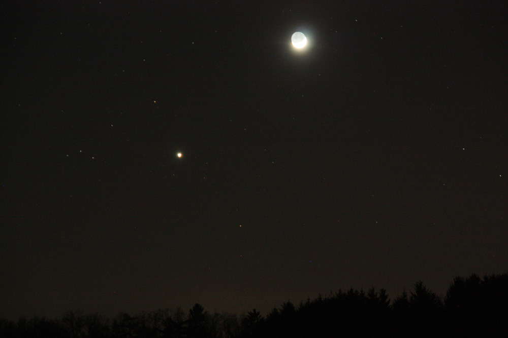 Mond bei Venus